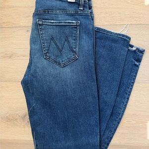 MOTHER High Waisted Looker Ankle Chew Jeans – Size 27